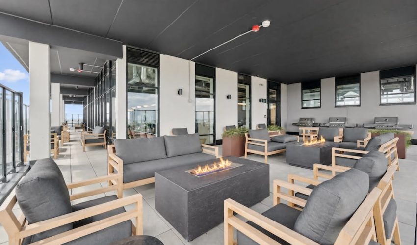 Rooftop Lounge
